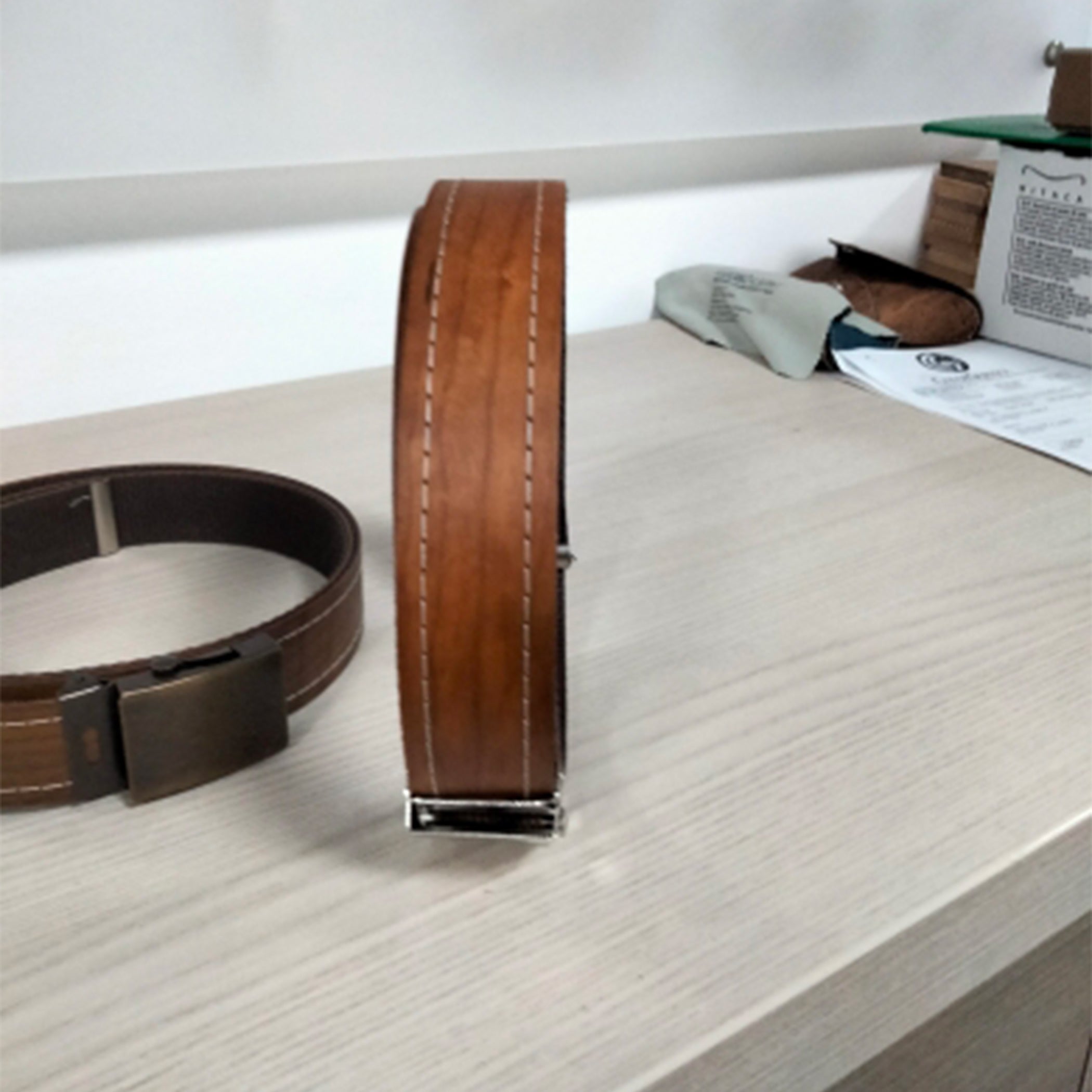 Cintura elegante in legno